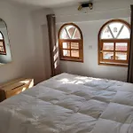 Casa vacanze Sunflower Maisonette With Attic Loutráki