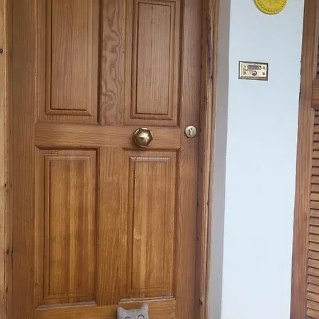 Sunflower Maisonette With Attic