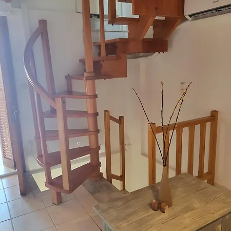 Sunflower Maisonette With Attic Holiday home *