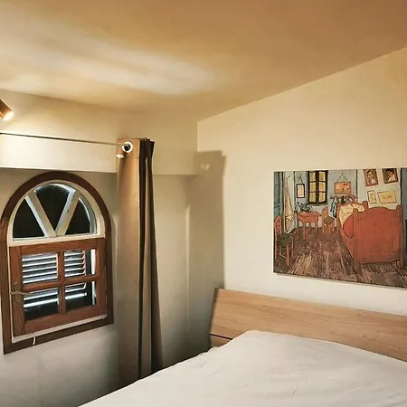 Sunflower Maisonette With Attic Casa vacanze *