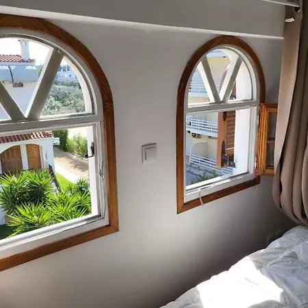 Sunflower Maisonette With Attic 펜션