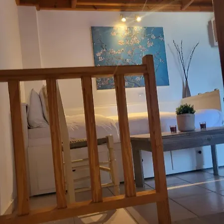 Sunflower Maisonette With Attic Casa vacanze Loutráki