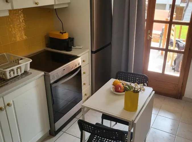 Hébergement de vacances Sunflower Maisonette With Attic Loutráki